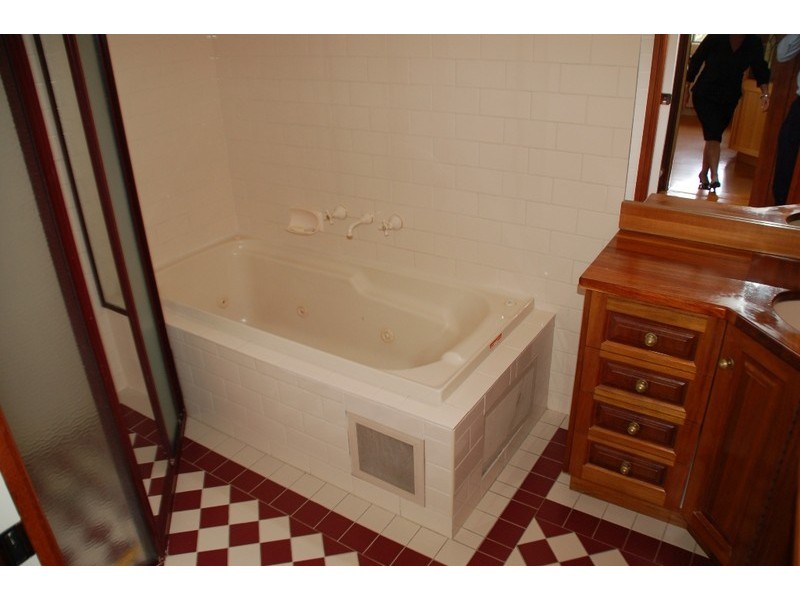 205 Brilliant St, Bathurst NSW 2795
