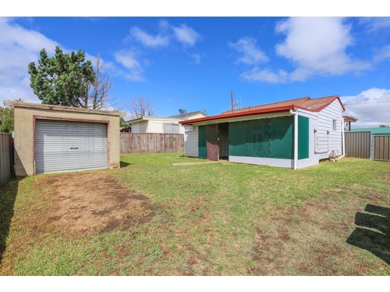 6 Pacific Way, West Bathurst NSW 2795