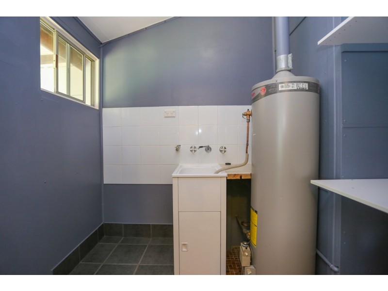 6 Pacific Way, West Bathurst NSW 2795