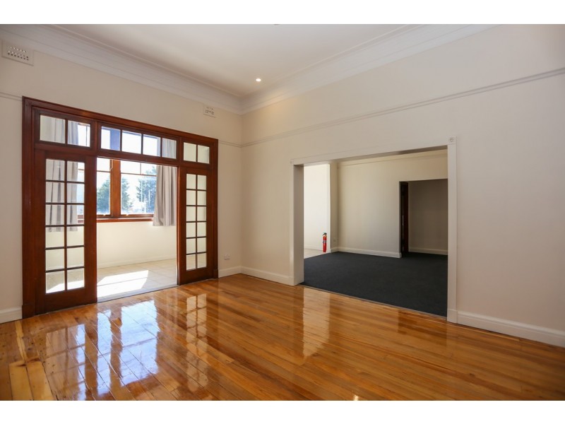 156 Russell St, Bathurst NSW 2795