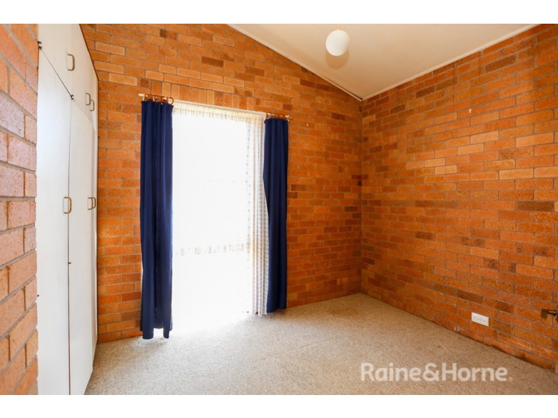 12/110 George Street, Bathurst NSW 2795