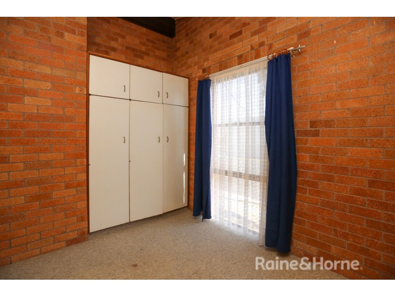 12/110 George Street, Bathurst NSW 2795