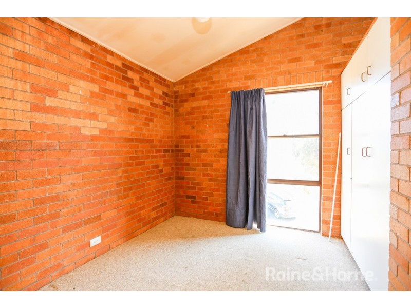 12/110 George Street, Bathurst NSW 2795