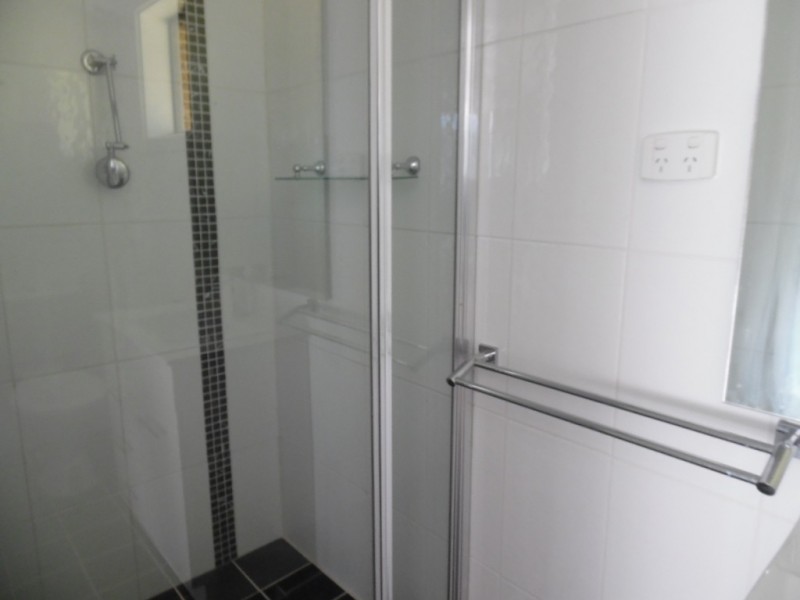 6 De Lisle Pl, Bathurst NSW 2795