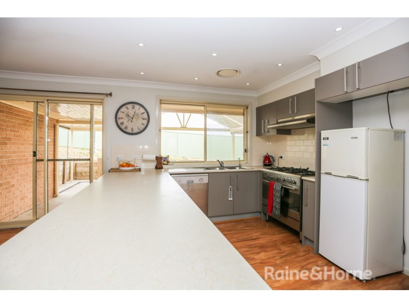 37a Sapphire Crescent, Kelso NSW 2795