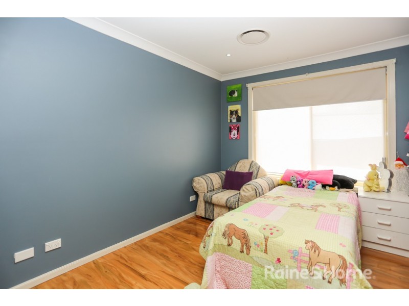 37a Sapphire Crescent, Kelso NSW 2795
