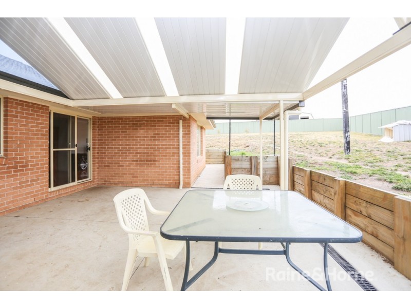37a Sapphire Crescent, Kelso NSW 2795