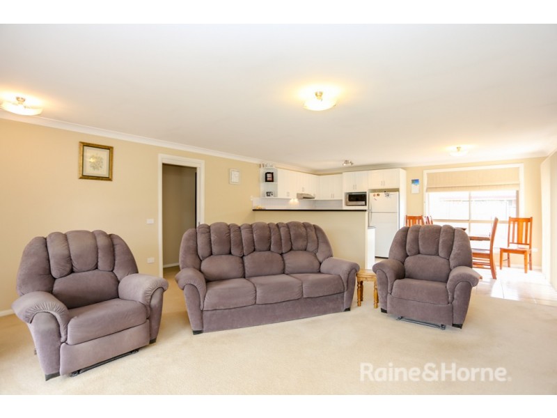 16a Vittoria Street, Bathurst NSW 2795