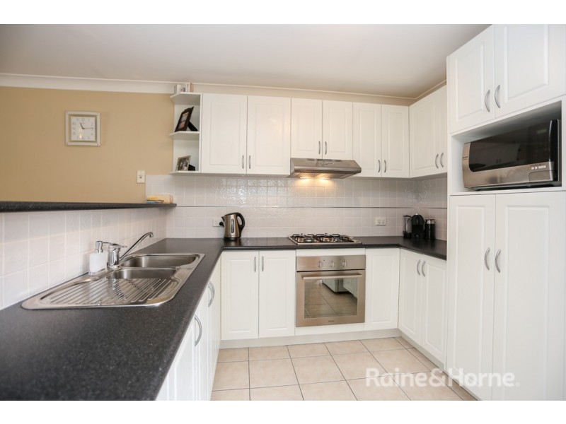 16a Vittoria Street, Bathurst NSW 2795