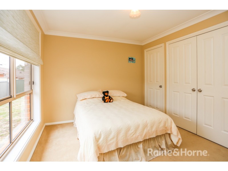 16a Vittoria Street, Bathurst NSW 2795