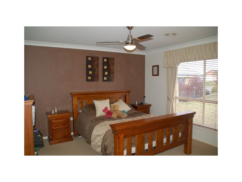 5 Fullers Retreat, Kelso NSW 2795