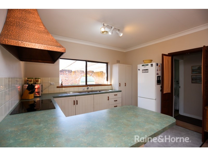 12 Logan Street, Eglinton NSW 2795