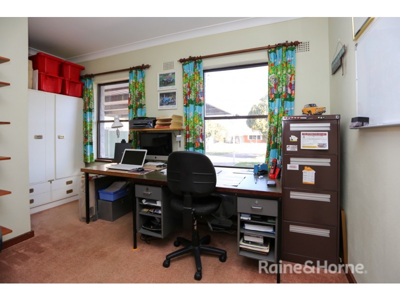 12 Logan Street, Eglinton NSW 2795