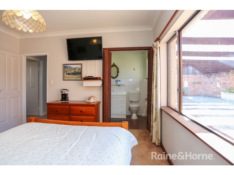 12 Logan Street, Eglinton NSW 2795