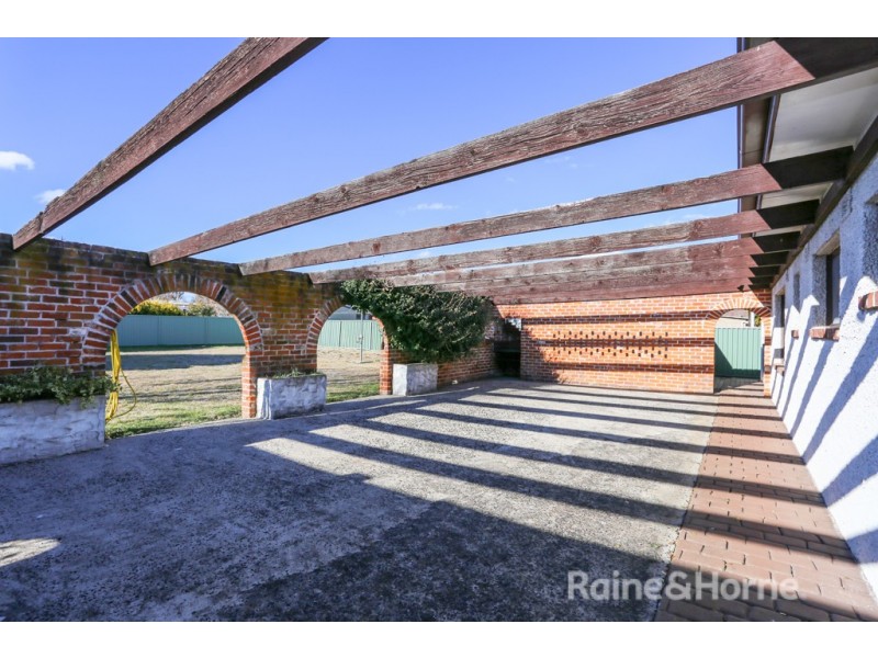 12 Logan Street, Eglinton NSW 2795