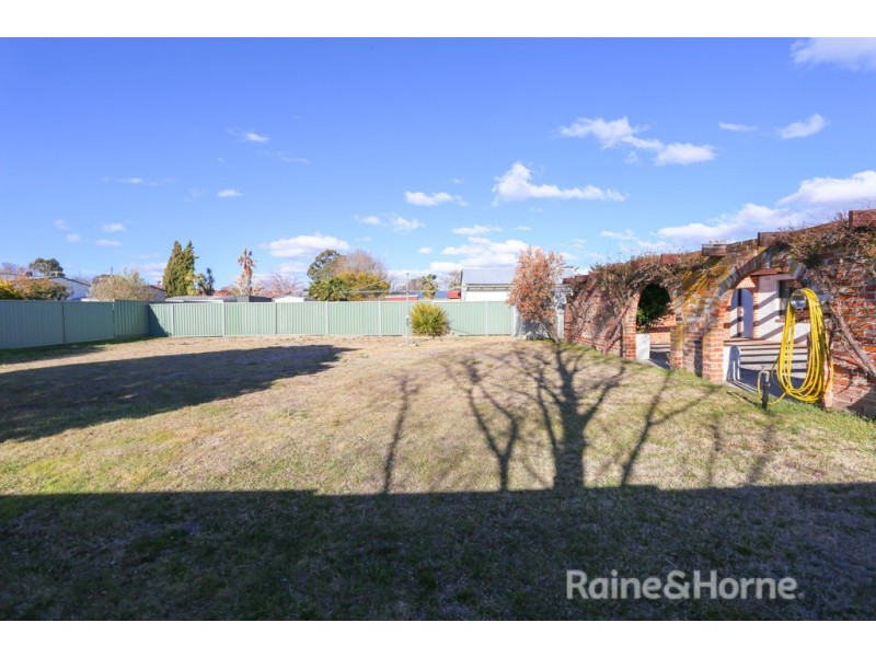 12 Logan Street, Eglinton NSW 2795