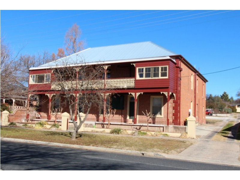 202 Durham Street, Bathurst NSW 2795