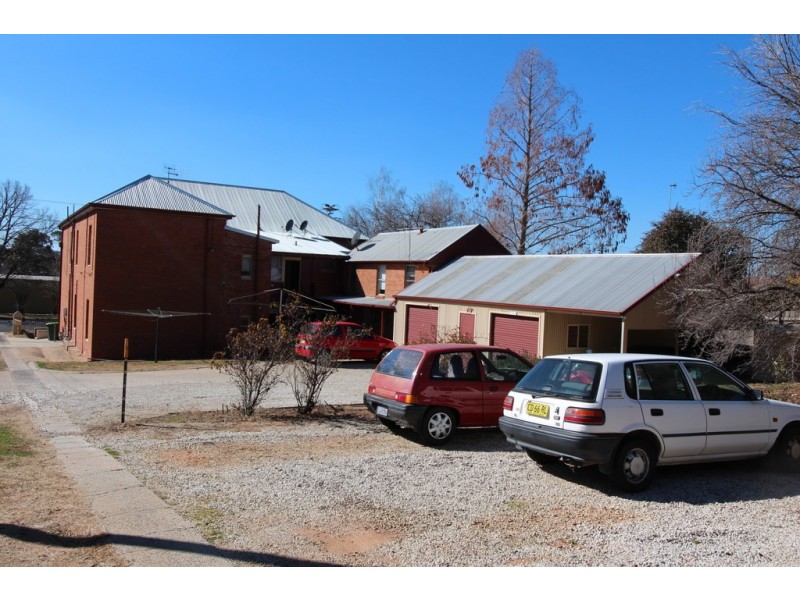 202 Durham Street, Bathurst NSW 2795