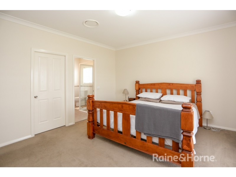 127 Blue Ridge Drive, White Rock NSW 2795