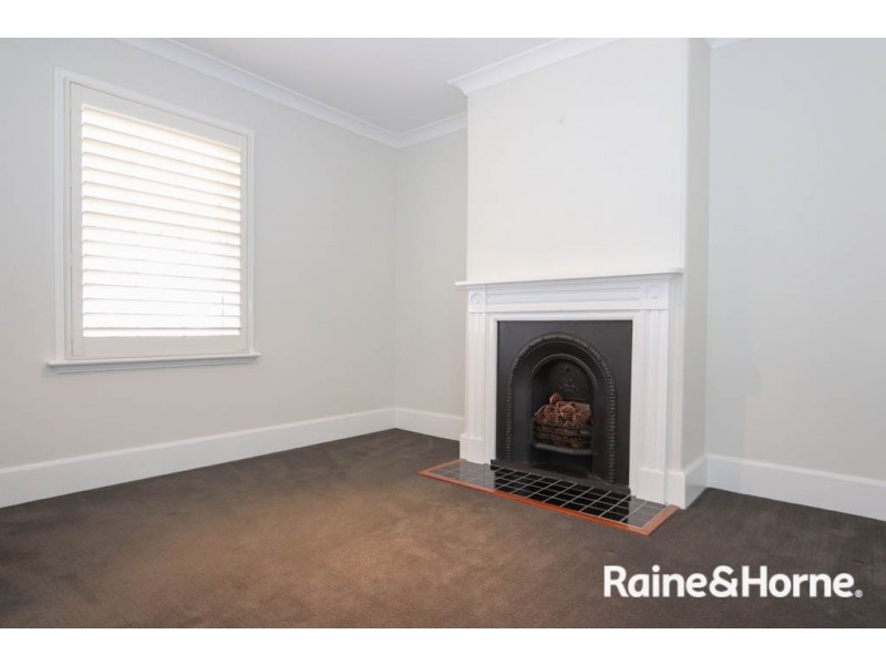 67 Morrissett Street, Bathurst NSW 2795