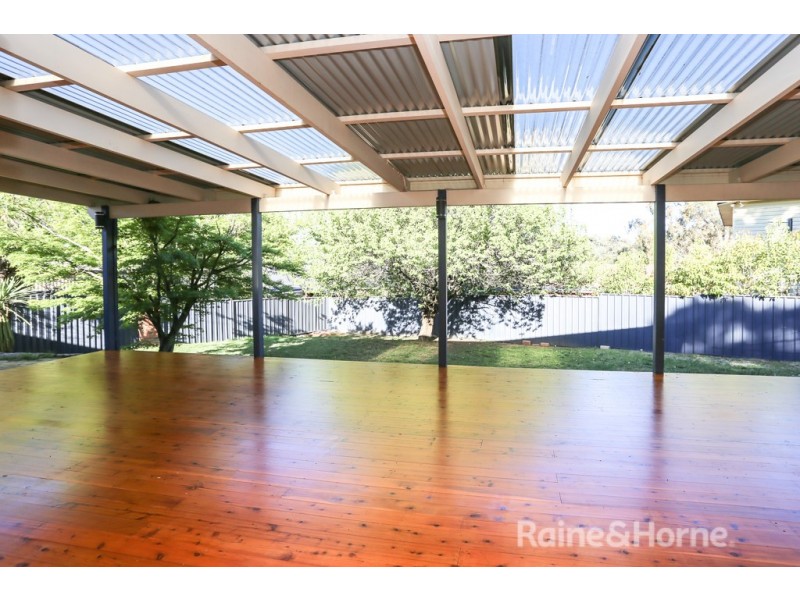 24 Scotford Place, Bathurst NSW 2795