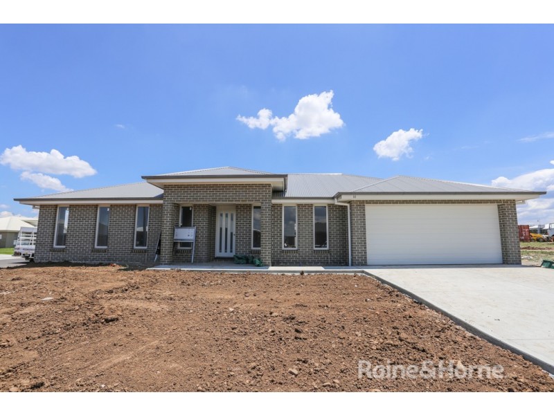 22 Cox Lane, Eglinton NSW 2795
