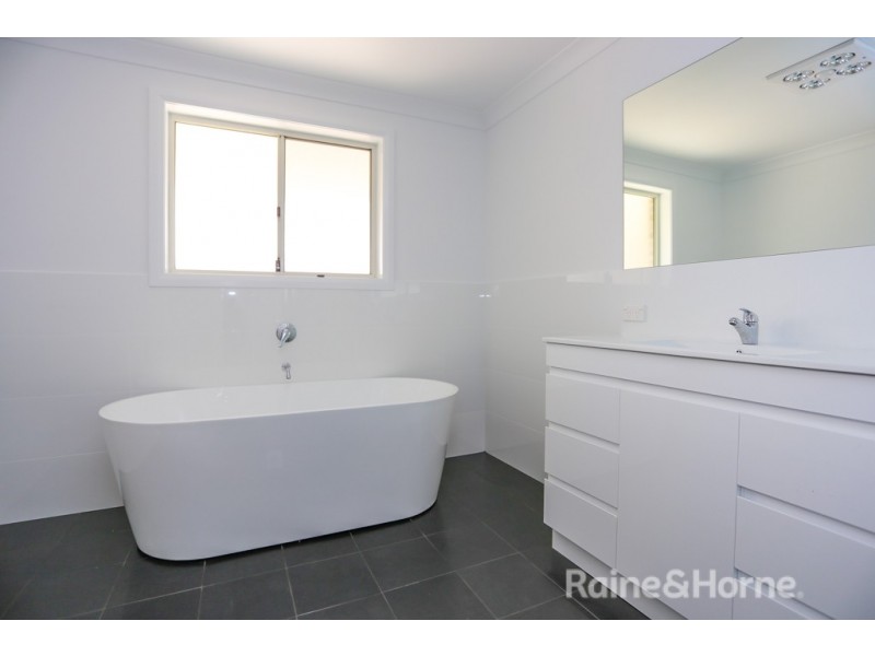 22 Cox Lane, Eglinton NSW 2795