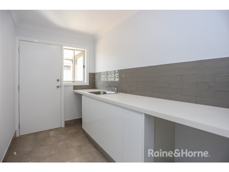 5 Barr Street, Windradyne NSW 2795