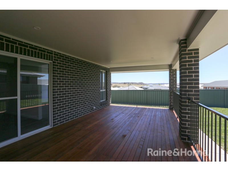 5 Barr Street, Windradyne NSW 2795