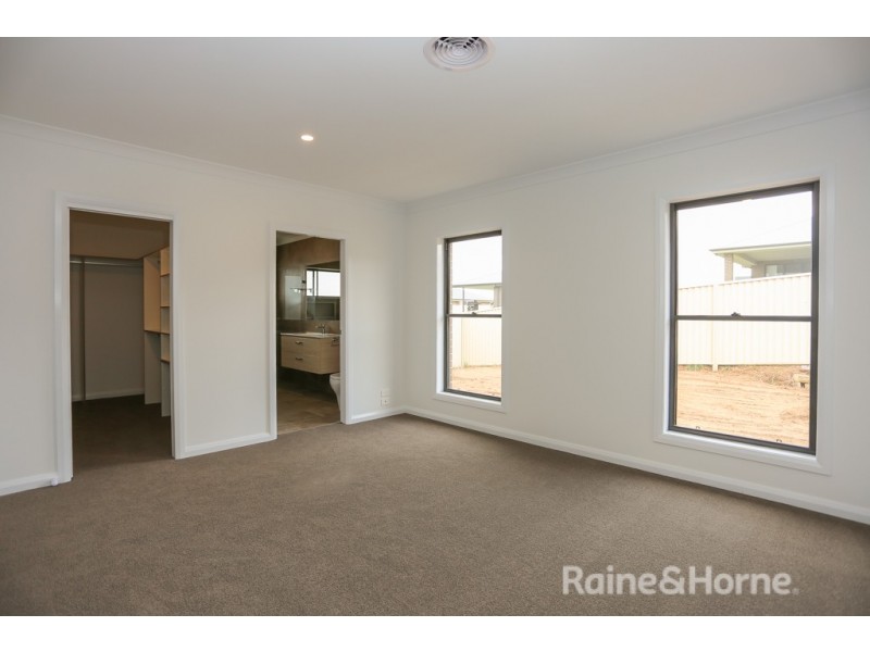58 Graham Drive, Kelso NSW 2795