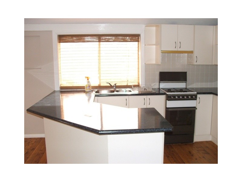 25 Pacific Way, Bathurst NSW 2795
