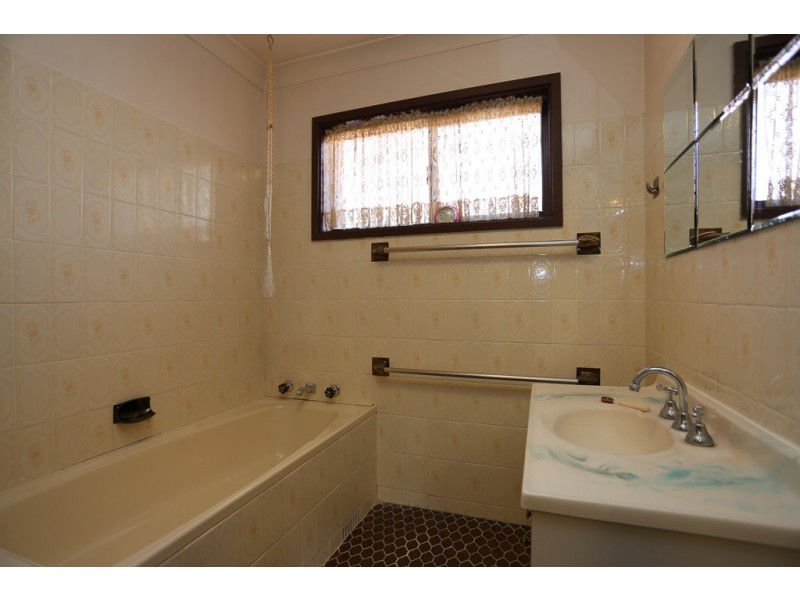 125 Havannah Street, Bathurst NSW 2795