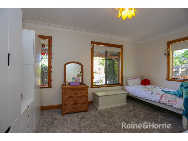 283a Piper Street, Bathurst NSW 2795