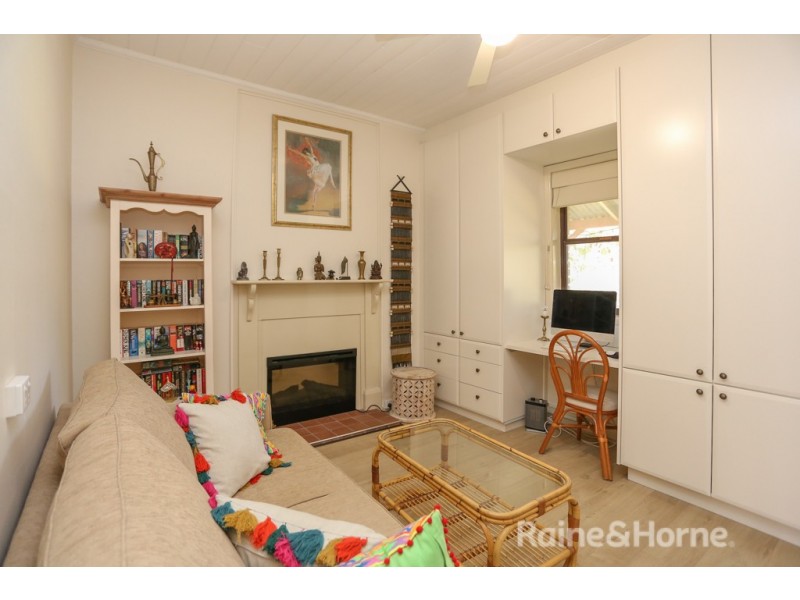 283a Piper Street, Bathurst NSW 2795