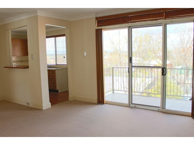 8/297 Russell Street, Bathurst NSW 2795