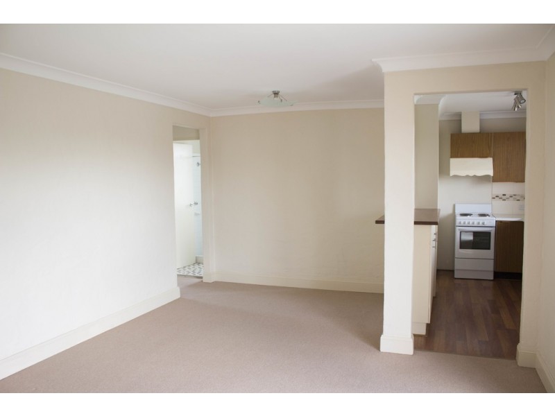 8/297 Russell Street, Bathurst NSW 2795