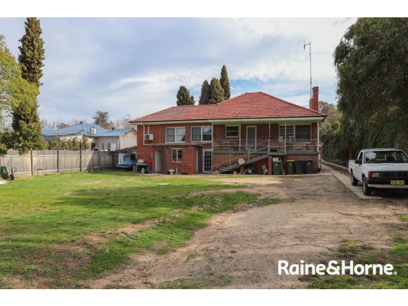 99 Rocket Street, Bathurst NSW 2795