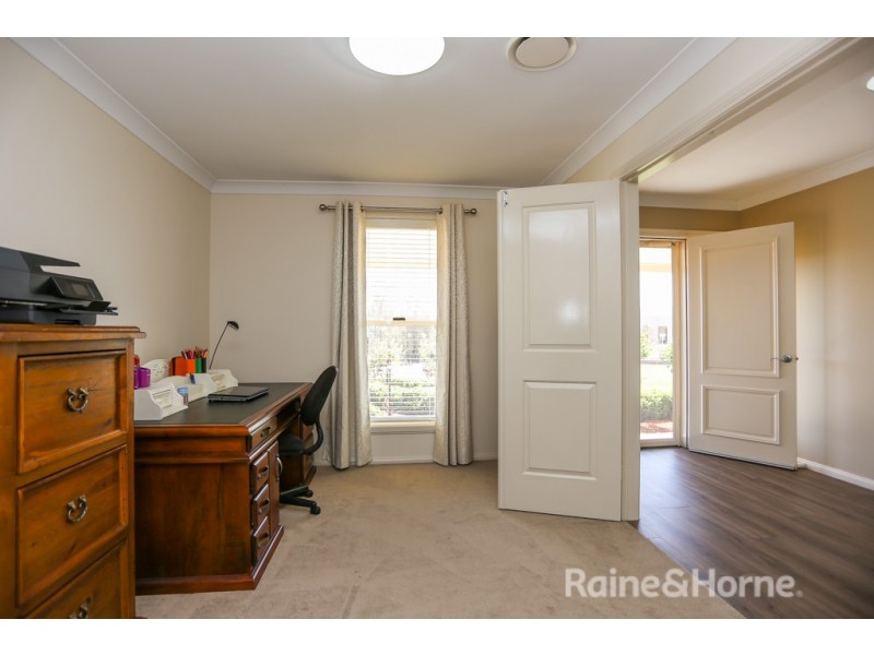 147 Blue Ridge Drive, White Rock NSW 2795