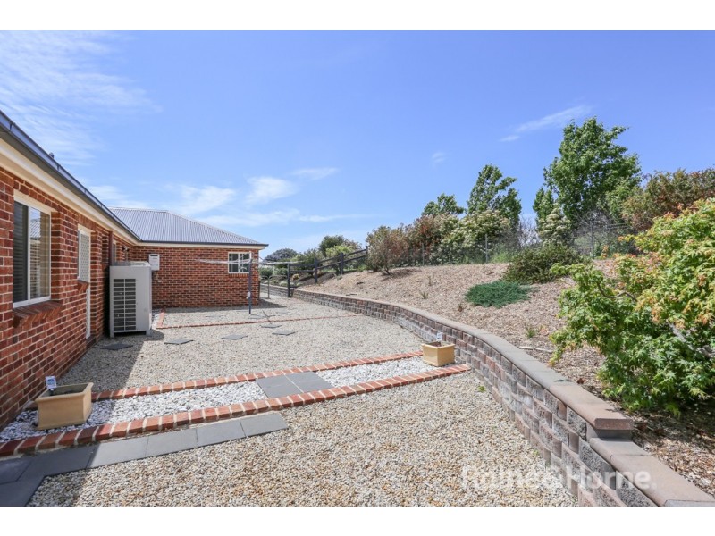 147 Blue Ridge Drive, White Rock NSW 2795