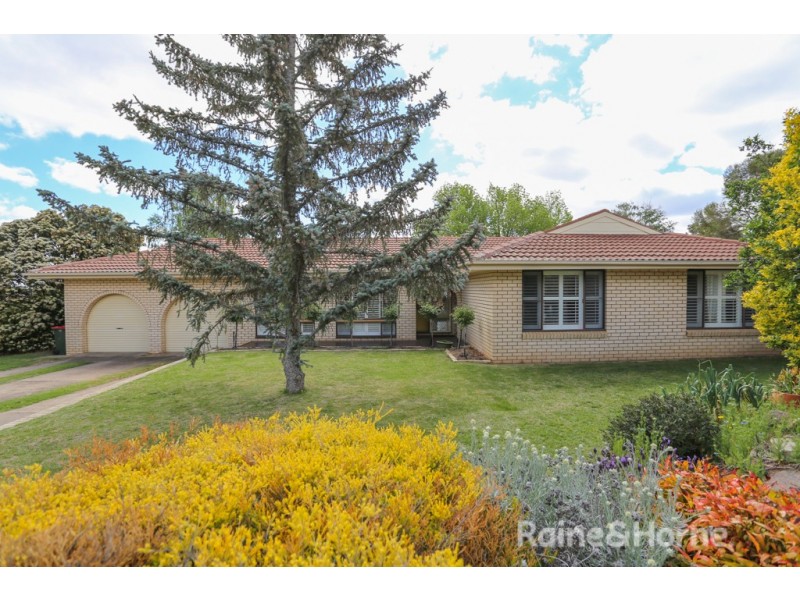 18 Pellion Place, Windradyne NSW 2795