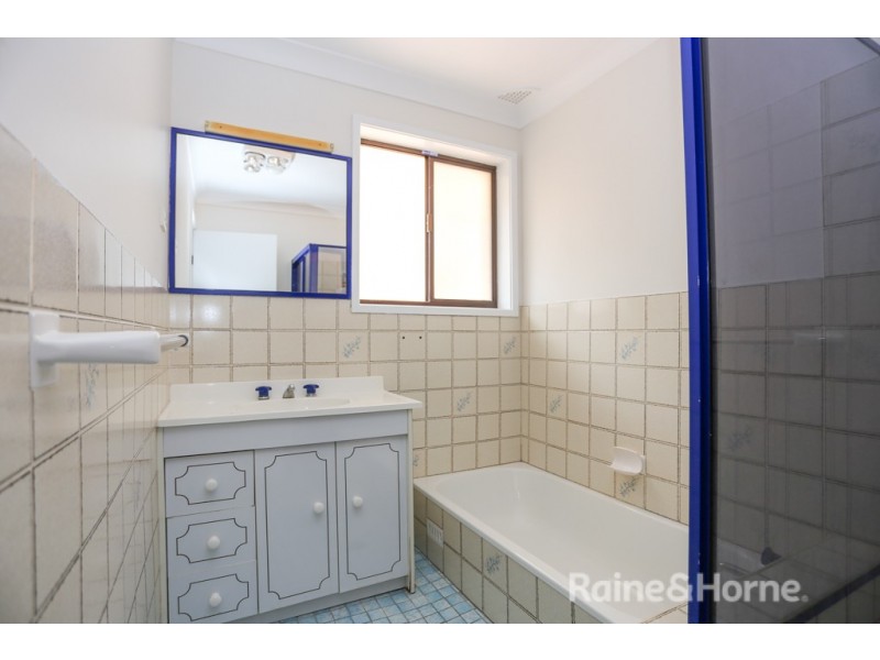 18 Pellion Place, Windradyne NSW 2795