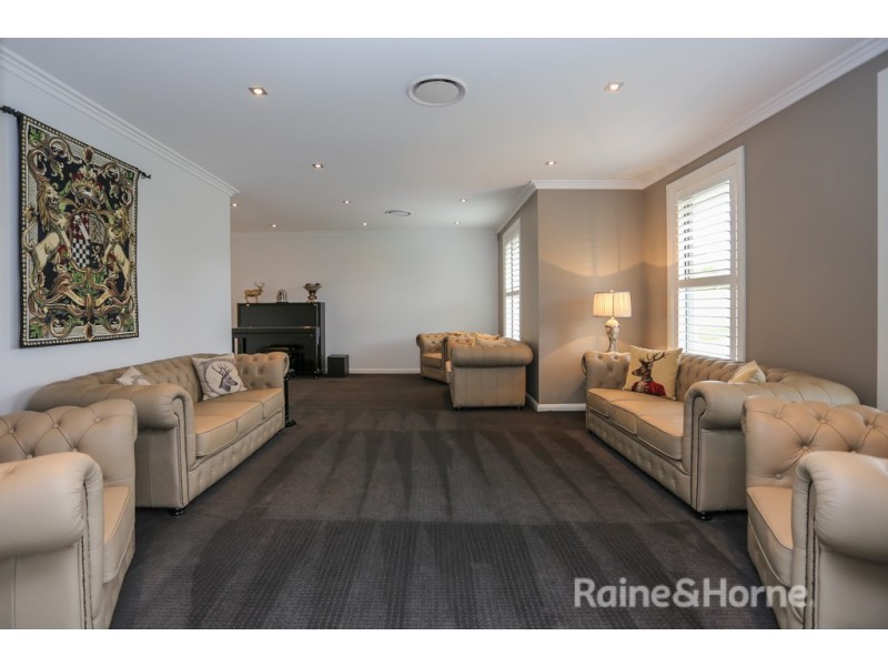 6 Joubert Drive, Llanarth NSW 2795