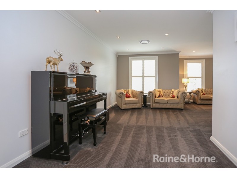 6 Joubert Drive, Llanarth NSW 2795