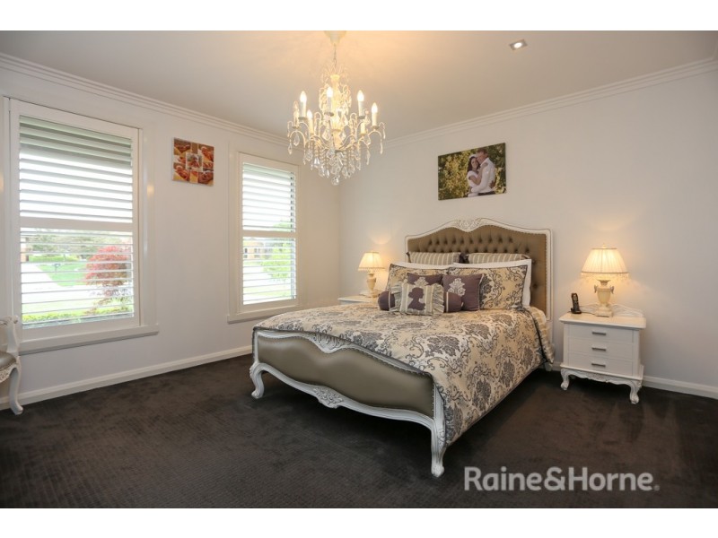 6 Joubert Drive, Llanarth NSW 2795