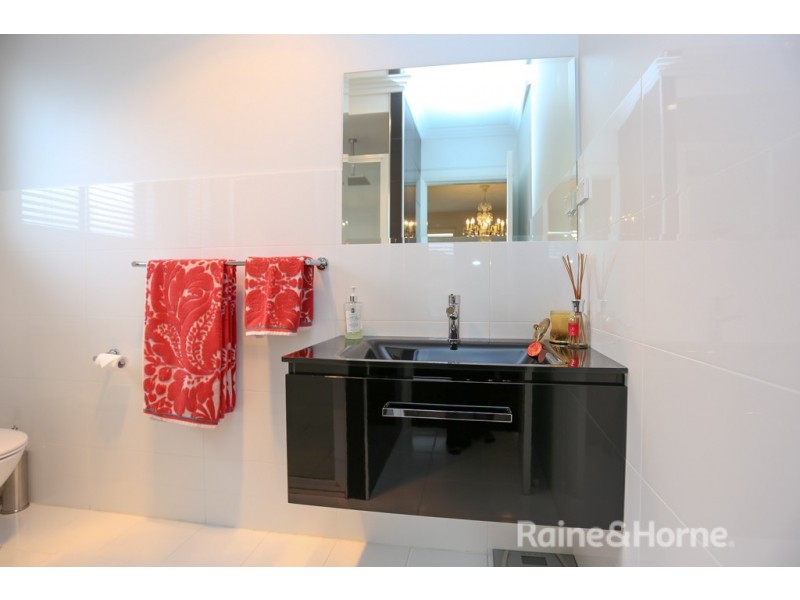 6 Joubert Drive, Llanarth NSW 2795