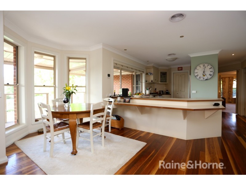 11 Maple Close, Kelso NSW 2795