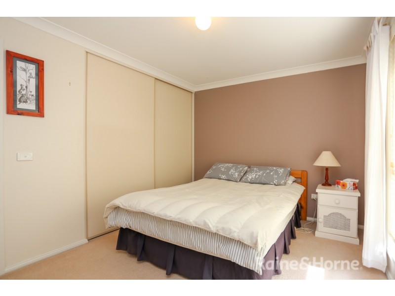 11 Maple Close, Kelso NSW 2795