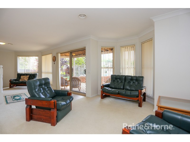 11 Maple Close, Kelso NSW 2795
