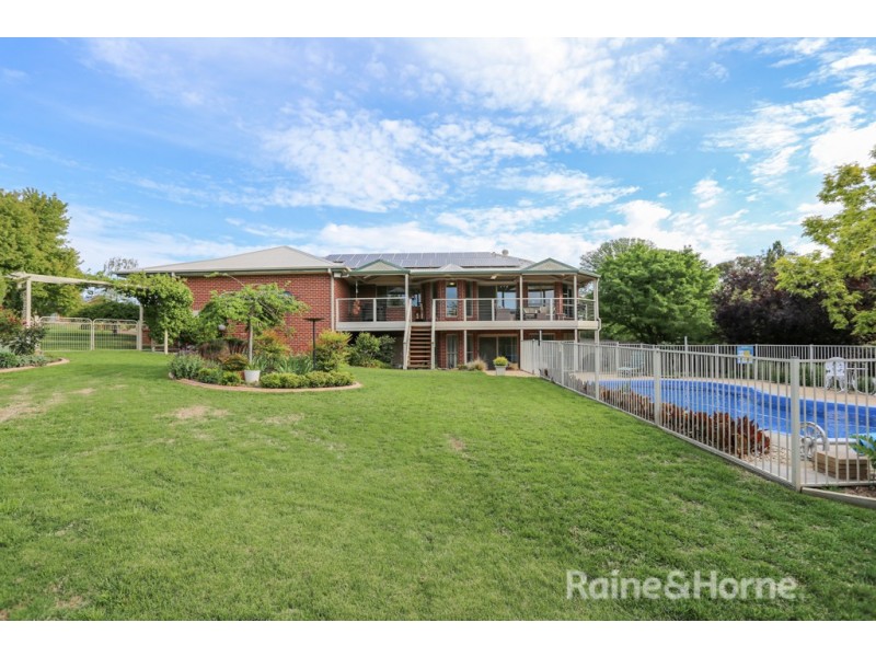 11 Maple Close, Kelso NSW 2795