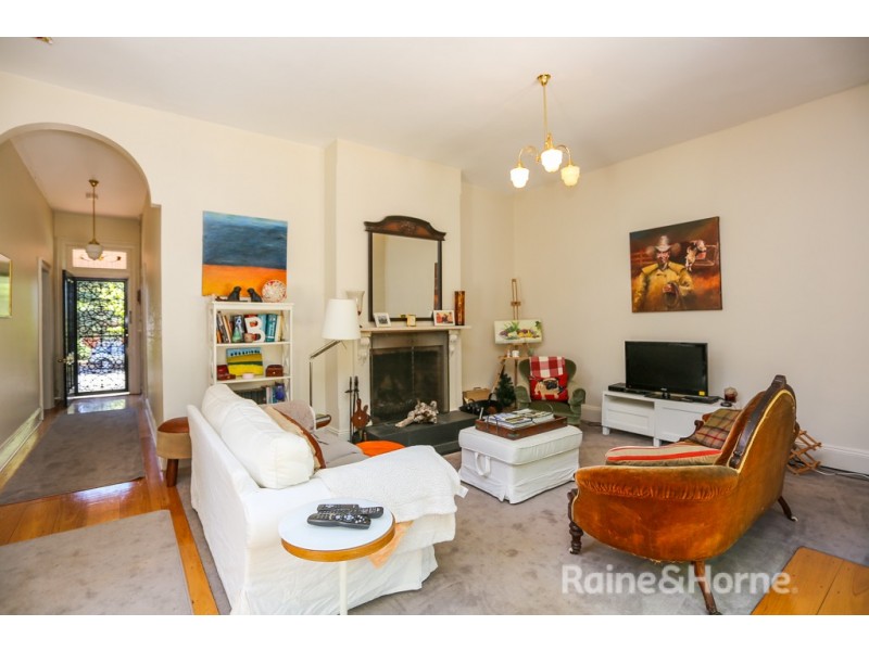 226 Lambert Street, Bathurst NSW 2795